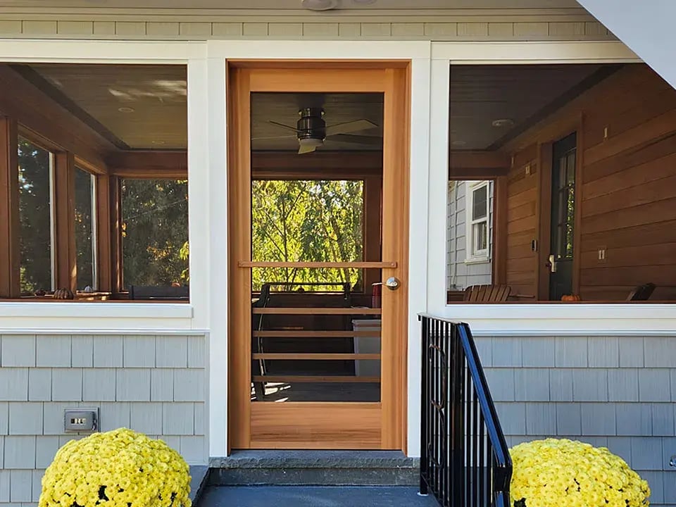 screen-door-screened-porch