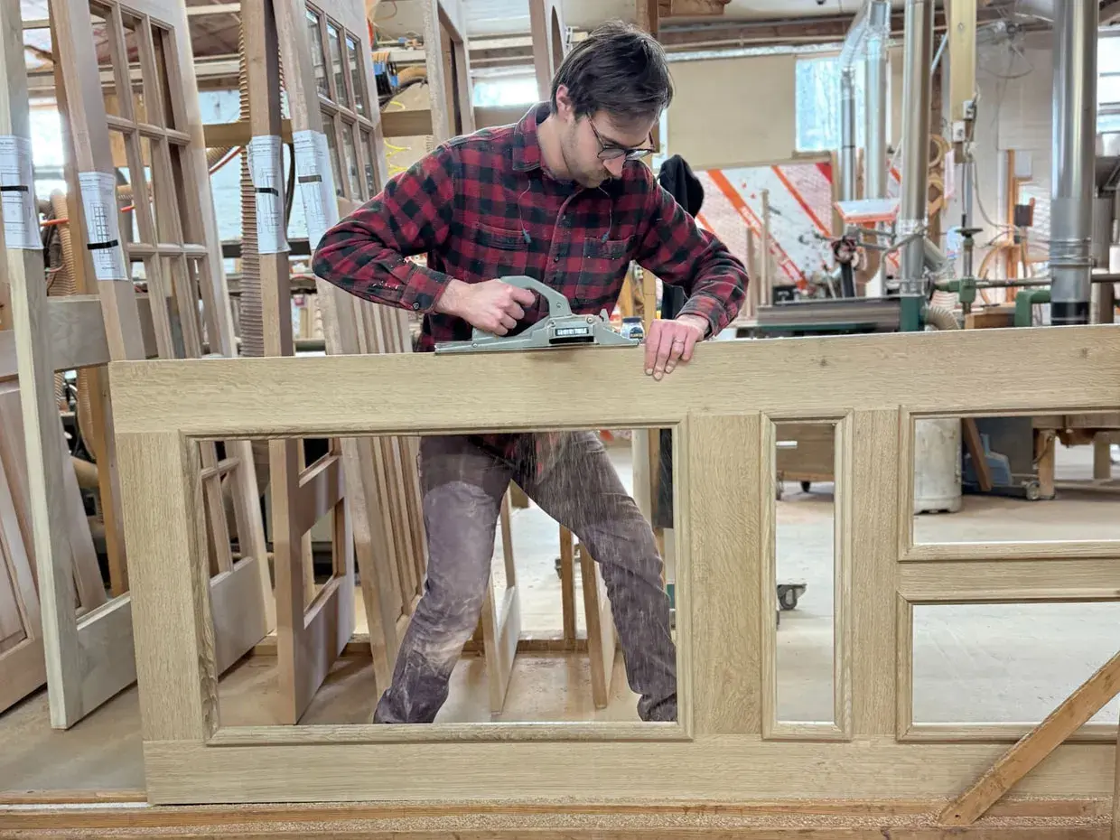 door-maker-building-door
