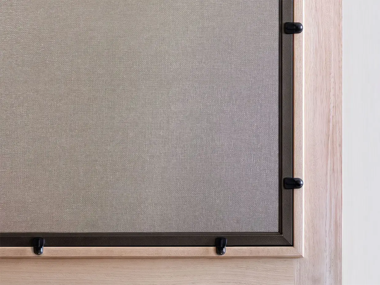 removable-screen-insert-example