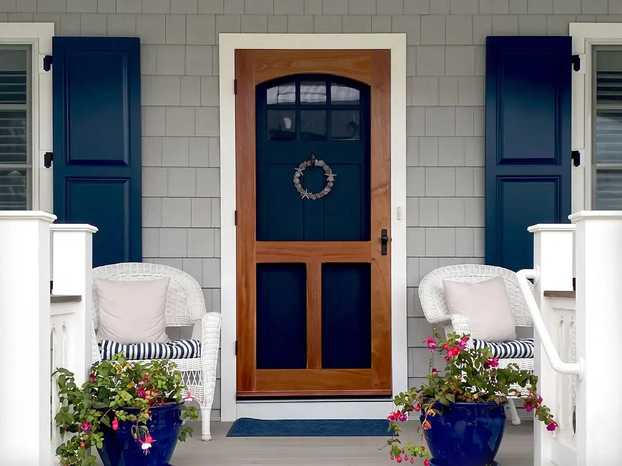 screen-and-storm-door-front-porch-coastal-house-1