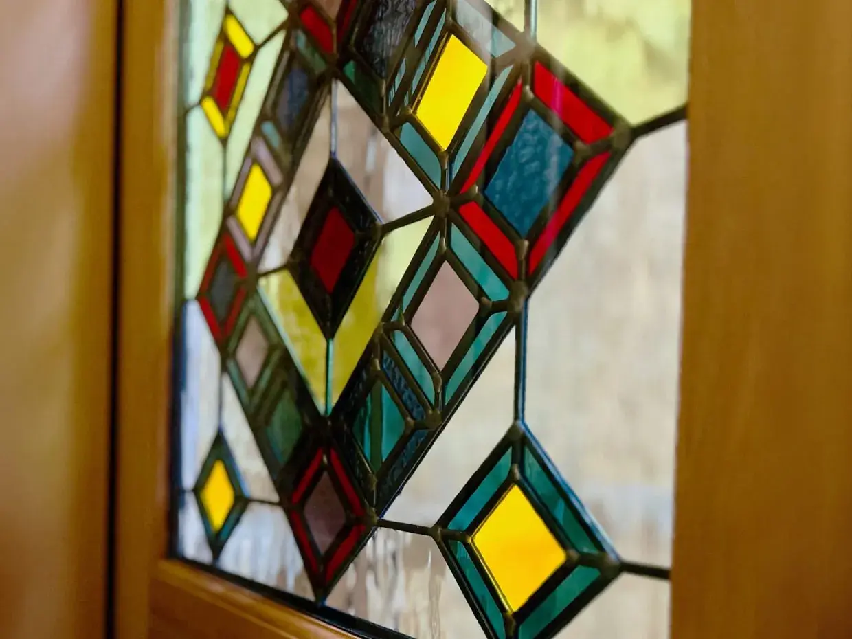 stained-glass-door-vintage-doors